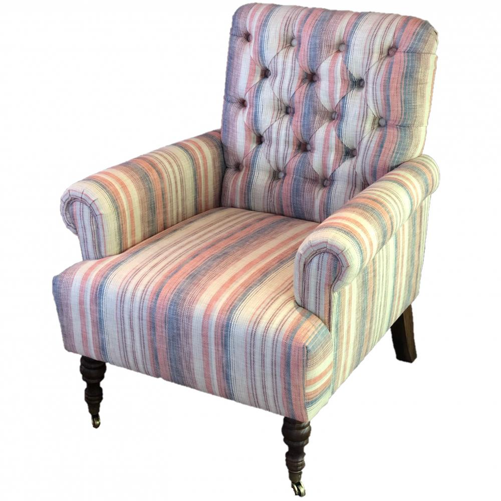 provensalsky fotel pruhovane vzor kolesove sedacky nabytok mediteransky zariadenie interieru jedinecny sedaci nabytok letny dom balaton rekonstrukcia terazie.jpg